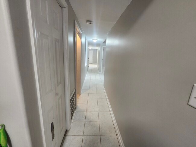 Foto del edificio - 4807 S Wabash Ave