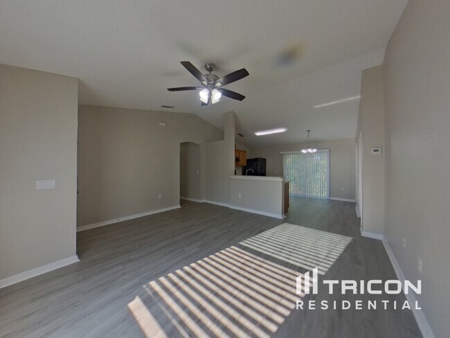 Foto del edificio - 938 Millenbeck Ave