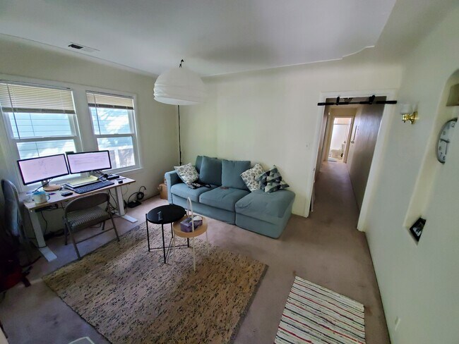 Foto del edificio - 339 N 3rd St