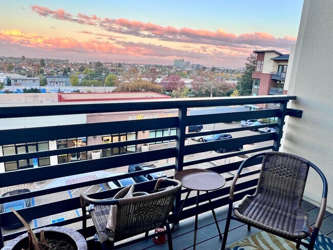 Foto del edificio - 400 El Camino Real