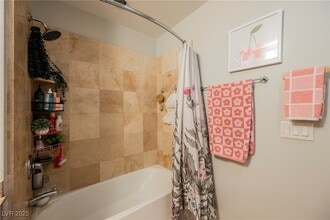 Building Photo - 353 E Bonneville Ave