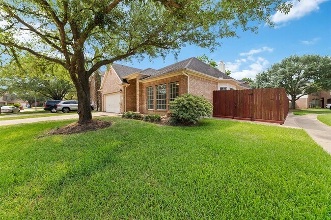 Foto del edificio - 22531 Heather Way Ct