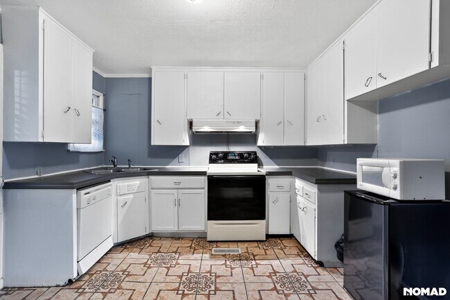 Foto del edificio - 3500 NW 14th St
