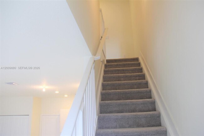 Building Photo - 4272 NW 82nd Ave