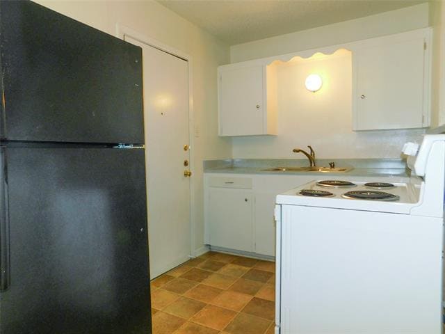 Building Photo - 401 Betchan Dr