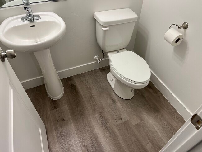 Building Photo - 1187 W 1820 S