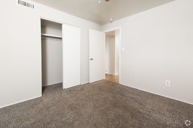 2HAB, 1BA - 875 ft² - Foothills West Apartments