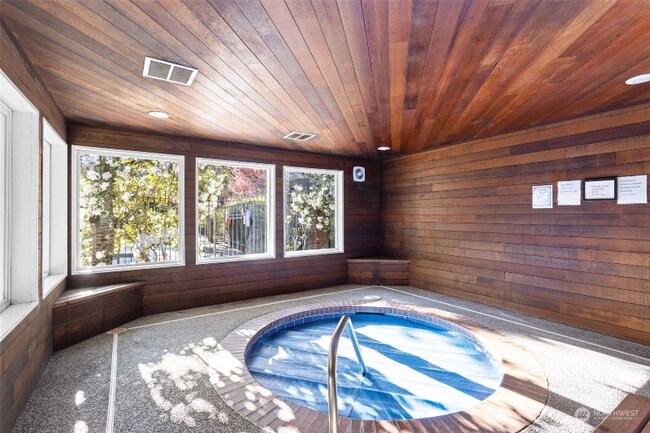 Foto del edificio - 12607 100th Ln NE