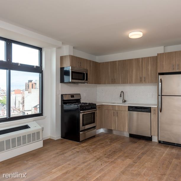 Building Photo - 616 Bushwick Ave