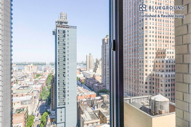 Foto del edificio - 235 W 48th St