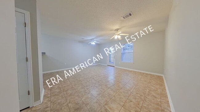 Foto del edificio - 475 Keystone Rd