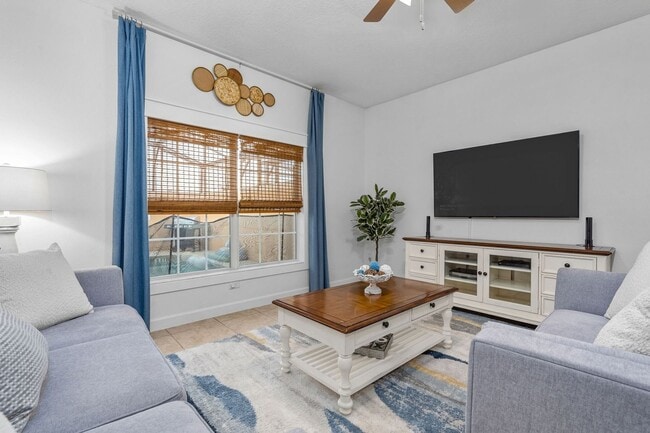 Foto del edificio - 3067 Beach Palm Ave