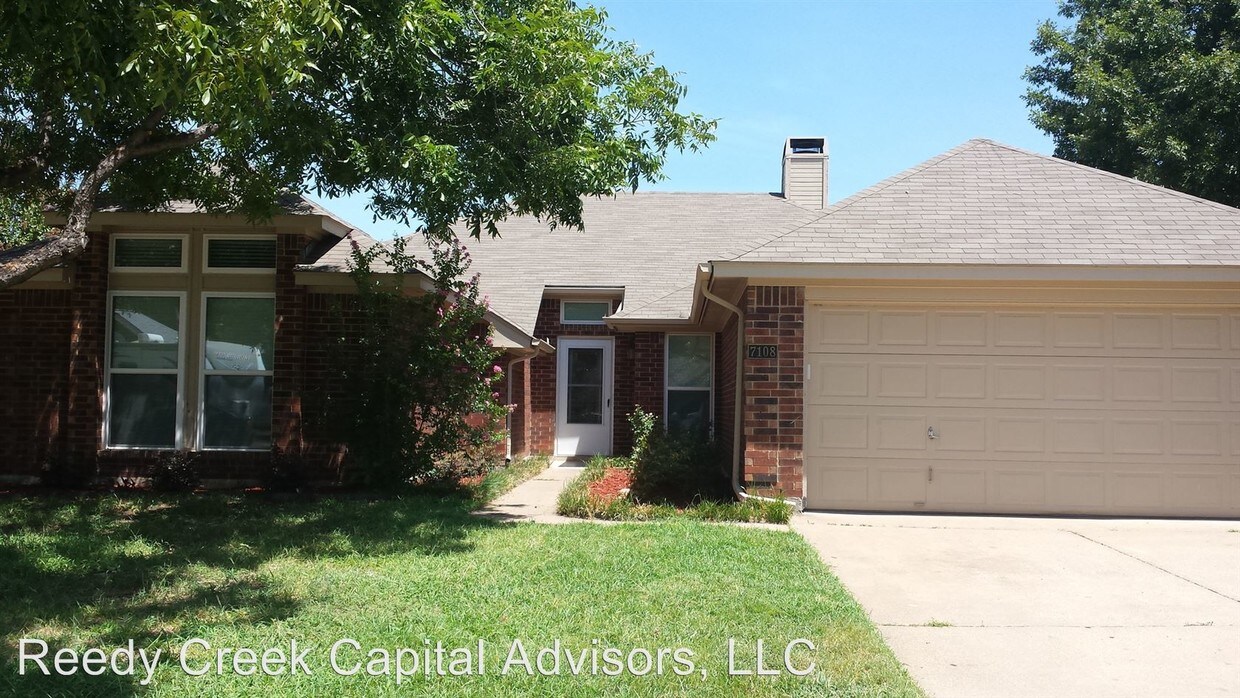 Primary Photo - 7108 Oakview Ct