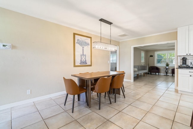 Building Photo - 2258 Palmetto Rd