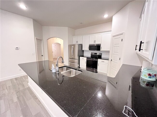 Foto del edificio - 6002 NW Meade St