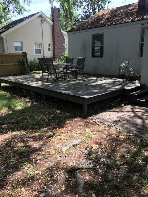 Building Photo - 216 Live Oak Avenue