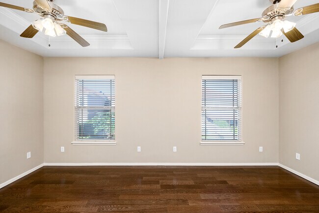 Foto del edificio - 3004 S M St