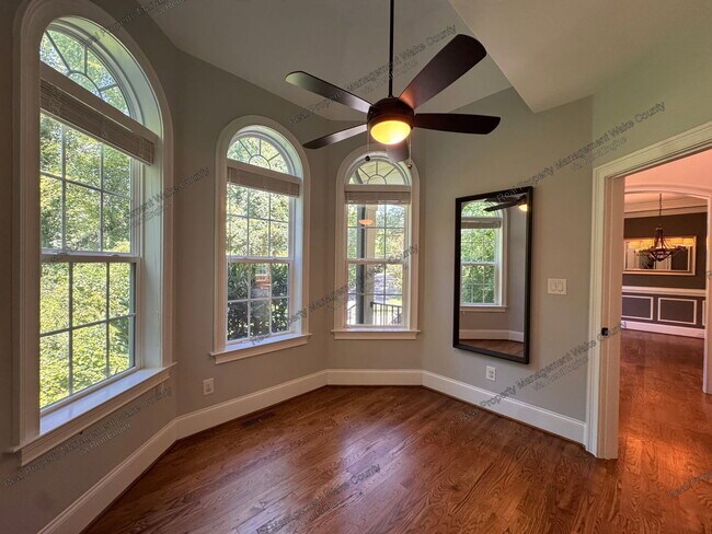 Foto del edificio - 3353 Cheswick Dr