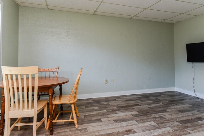 Building Photo - 141 Bethel Rd