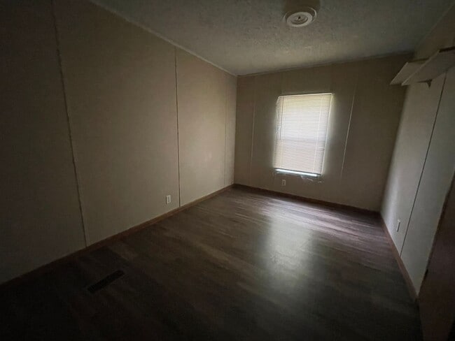 Foto del edificio - 3 Bed 2 Bath Home For Rent