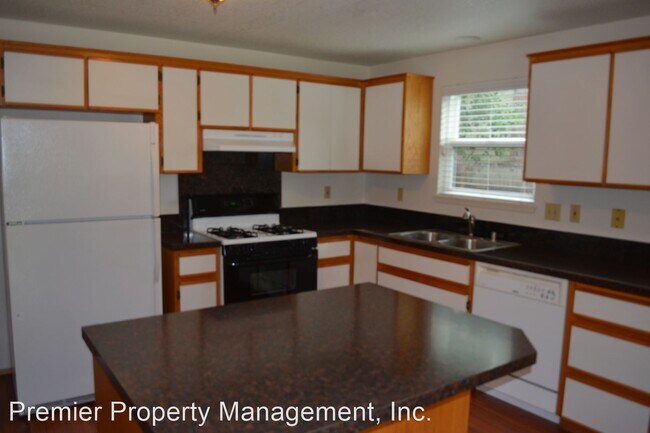 Building Photo - 3 br, 2 bath House - 412 NE 175th Ave