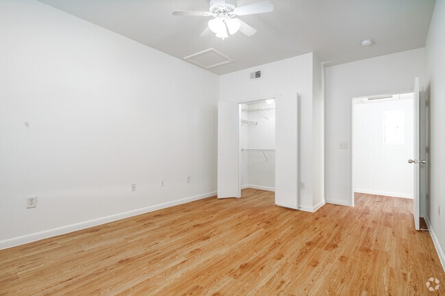2BR, 2BA - 1079SF - Bedroom 2 - Terraces at Cibolo