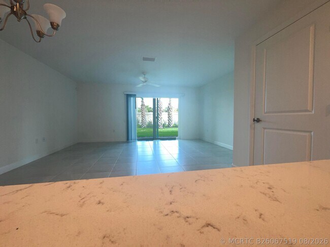 Building Photo - 6907 Broadwater Ln