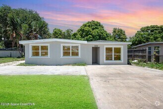 Building Photo - 2626 Sarno Rd