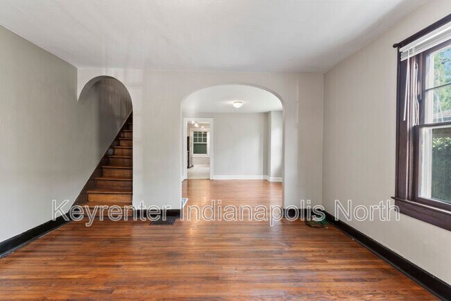 Foto del edificio - 5660 N College Ave