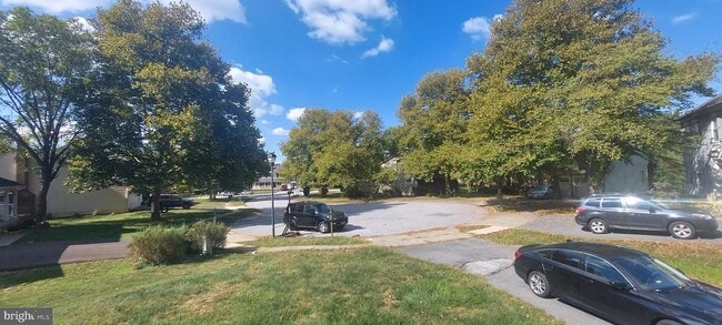 Foto del edificio - 6135 Fieldcrest Ct
