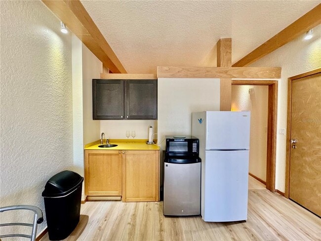 Building Photo - 101 Palm Harbor Pkwy