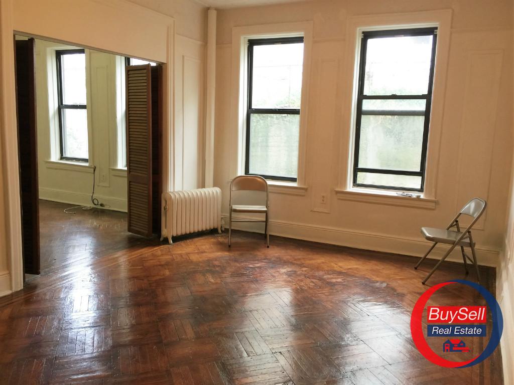 Primary Photo - 3135 35th St