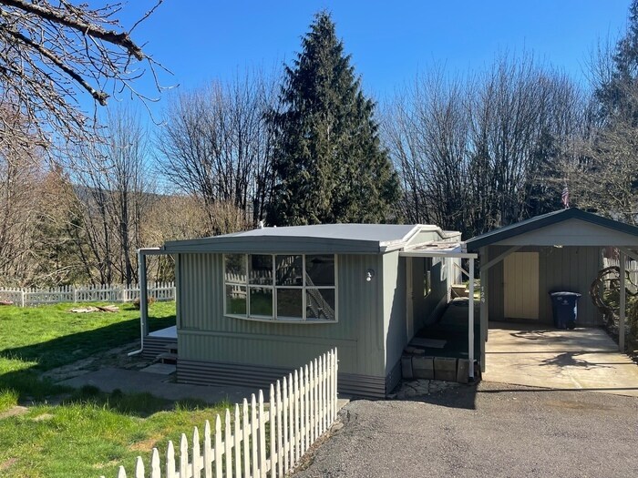 Primary Photo - THREE BEDROOM MOBILE HOME IN CASTLE ROCK