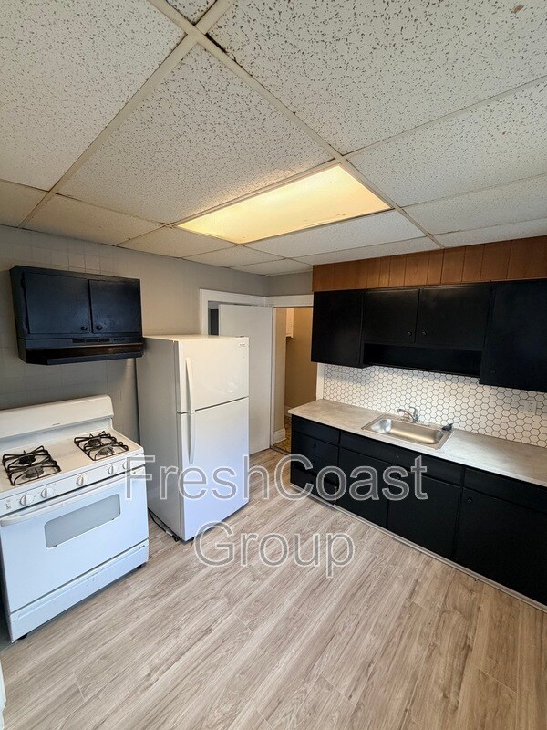Foto del edificio - 3359 Sutton Rd