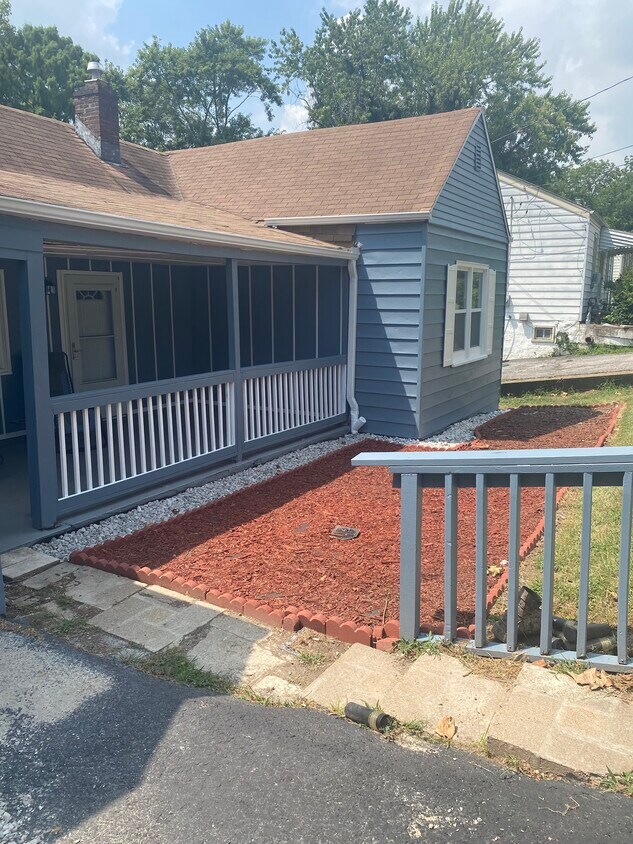 Foto principal - 460 Bluff Dr