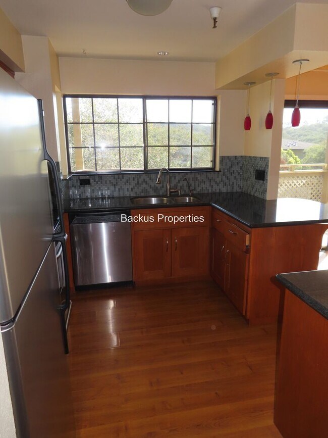 Foto del edificio - 530 Pheasant Ridge Rd