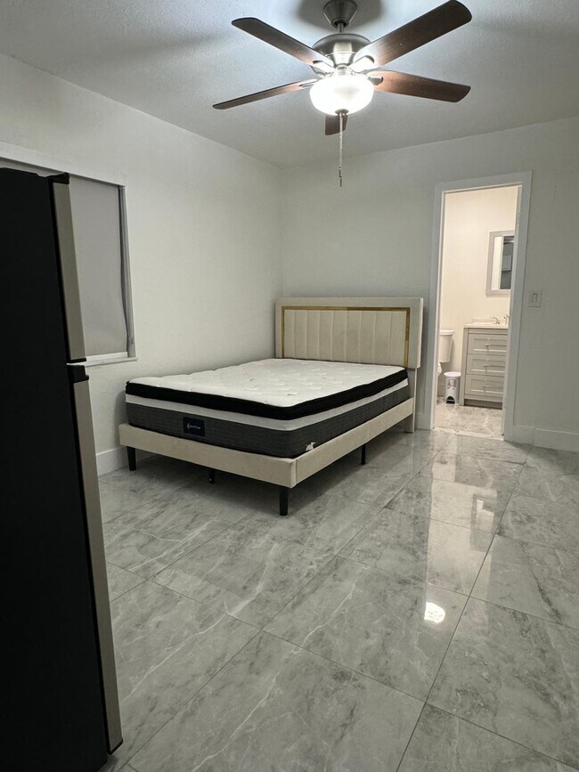 Foto del edificio - 4400 SW 129th Pl