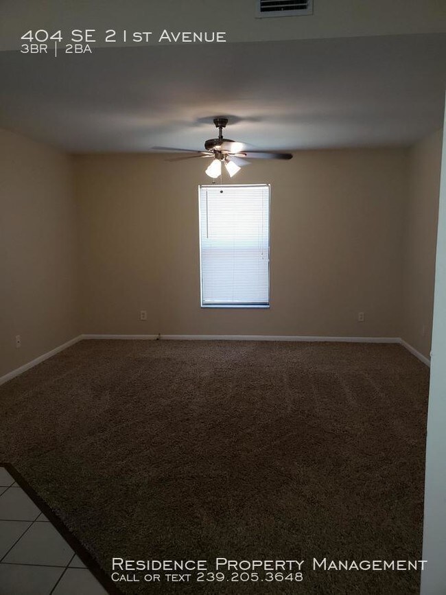 Building Photo - 404 SE 21st Ave