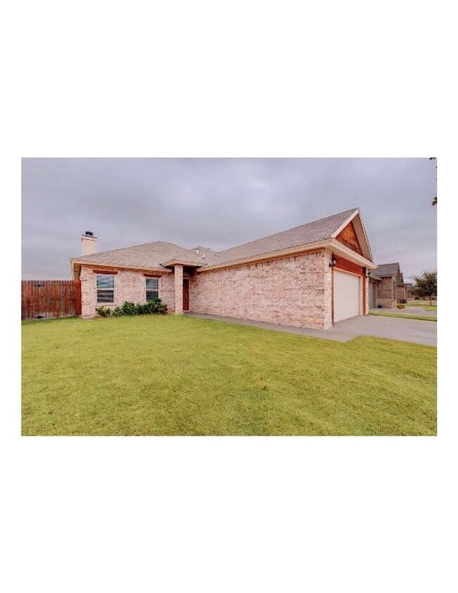 Foto del edificio - Beautiful 4 Bedroom 2 bathroom in Cooper ISD!