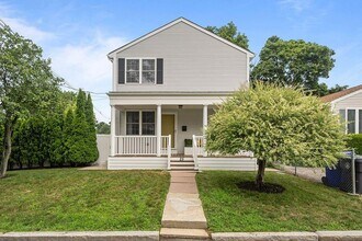 Building Photo - 25 Towanda Dr