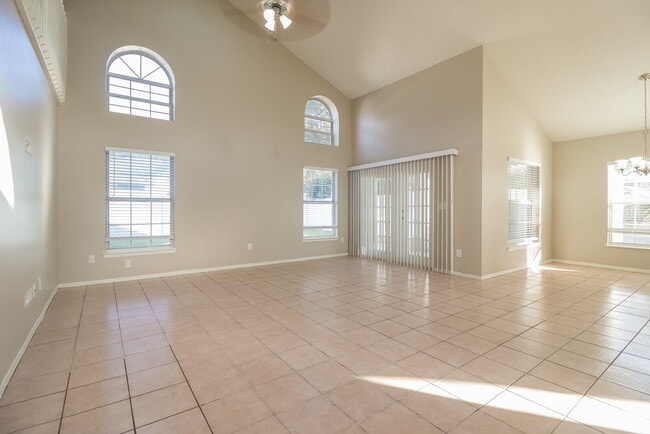 Building Photo - 2907 N Whisperbay Ct