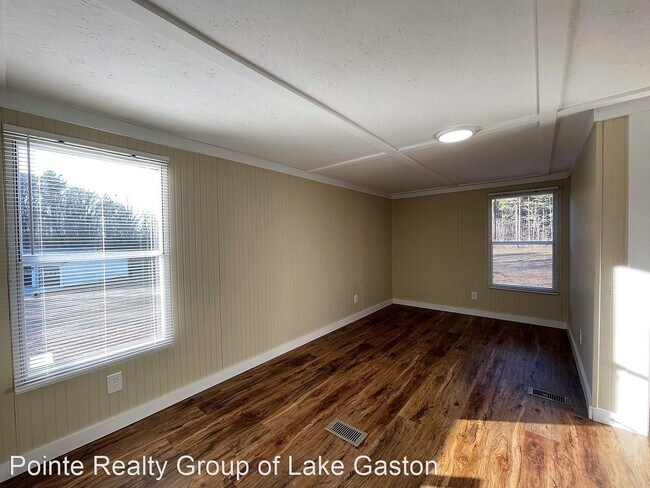 Building Photo - 2 br, 2 bath House - 31 Morris Drive