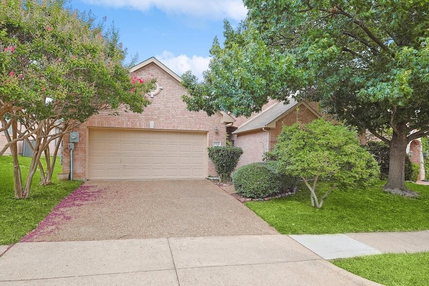 Primary Photo - 7918 Ruskin Cir