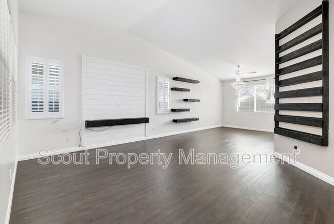Foto del edificio - 195 Northwood Ave