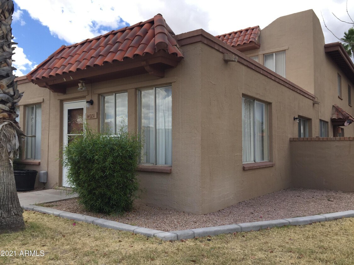 14231 N Oakwood Ln, Fountain Hills, AZ 85268 Room for Rent in