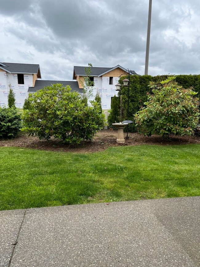 Building Photo - Must see 3 Bedroom 2 Bath Home for Rent, 5...