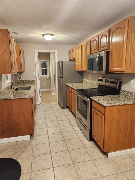 Building Photo - 18 Birch Hill Rd