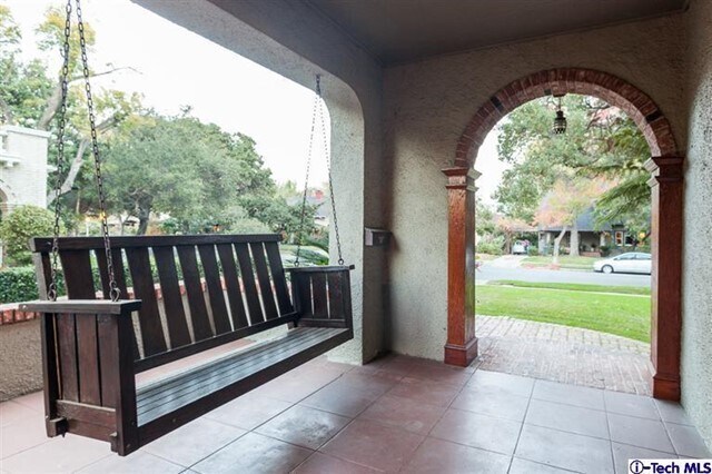 Foto del edificio - 695 S Madison Ave