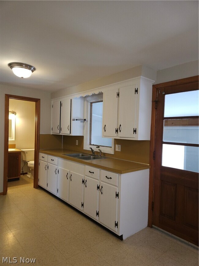 Foto del edificio - 525 S Marion Ave