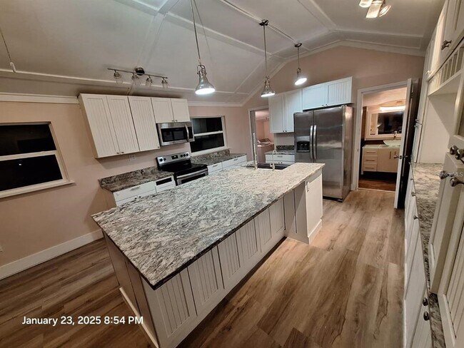 Building Photo - 6505 Oelsner St